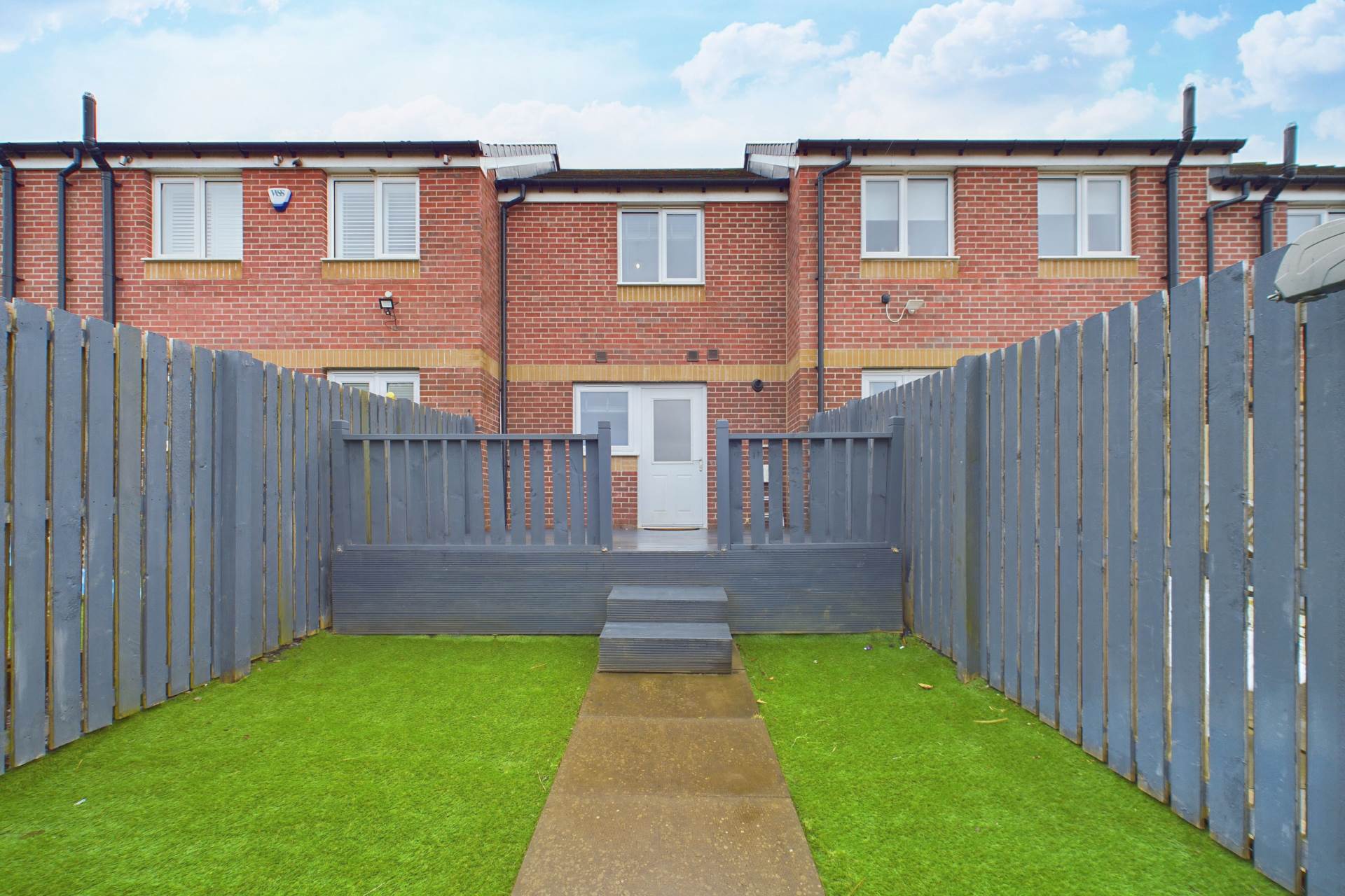 Patterton Range Gate, Darnley, Glasgow