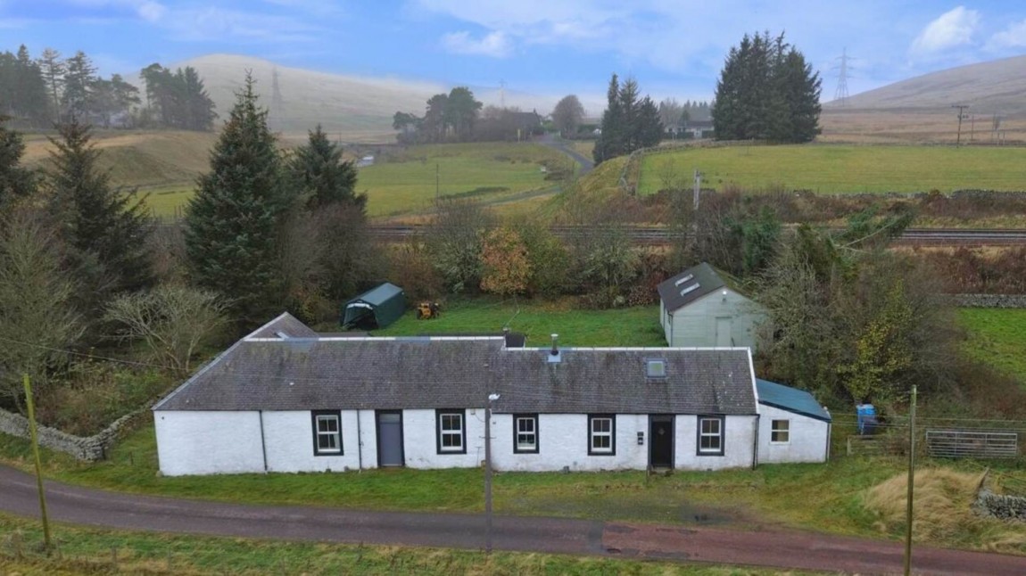 Images for Wellshot View, Lodge Cottage, Elvanfoot, Biggar