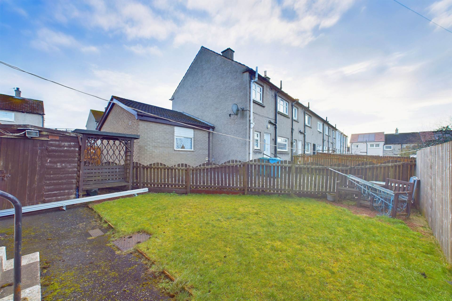 Tollpark Crescent, Wishaw